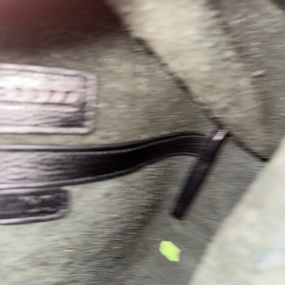 Lotuff leather sling backpack - Picture 7 of 7